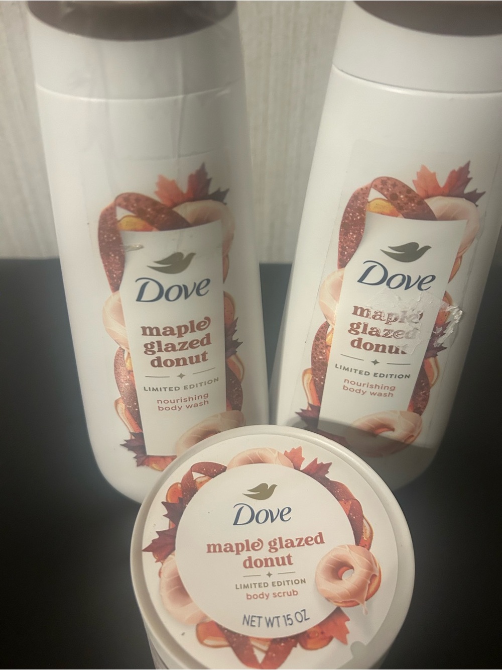 Dove Maple Glazed Donut Nourishing Body Wash & Scrub - Cream
